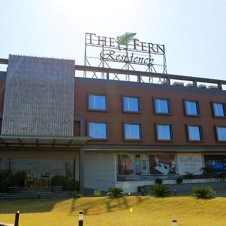 The Fern Residency Mundra Hotel Buitenkant foto