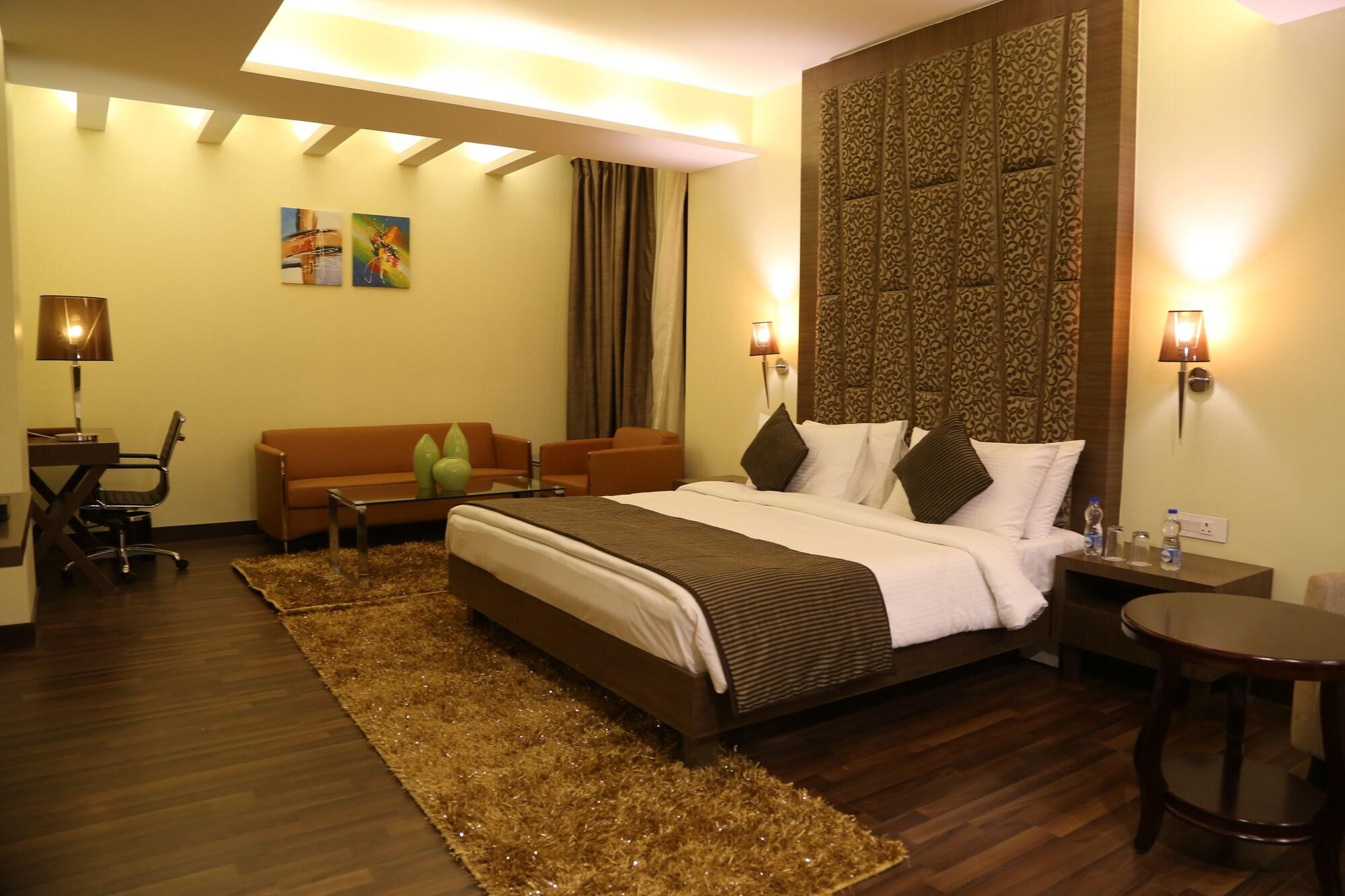 The Fern Residency Mundra Hotel Buitenkant foto