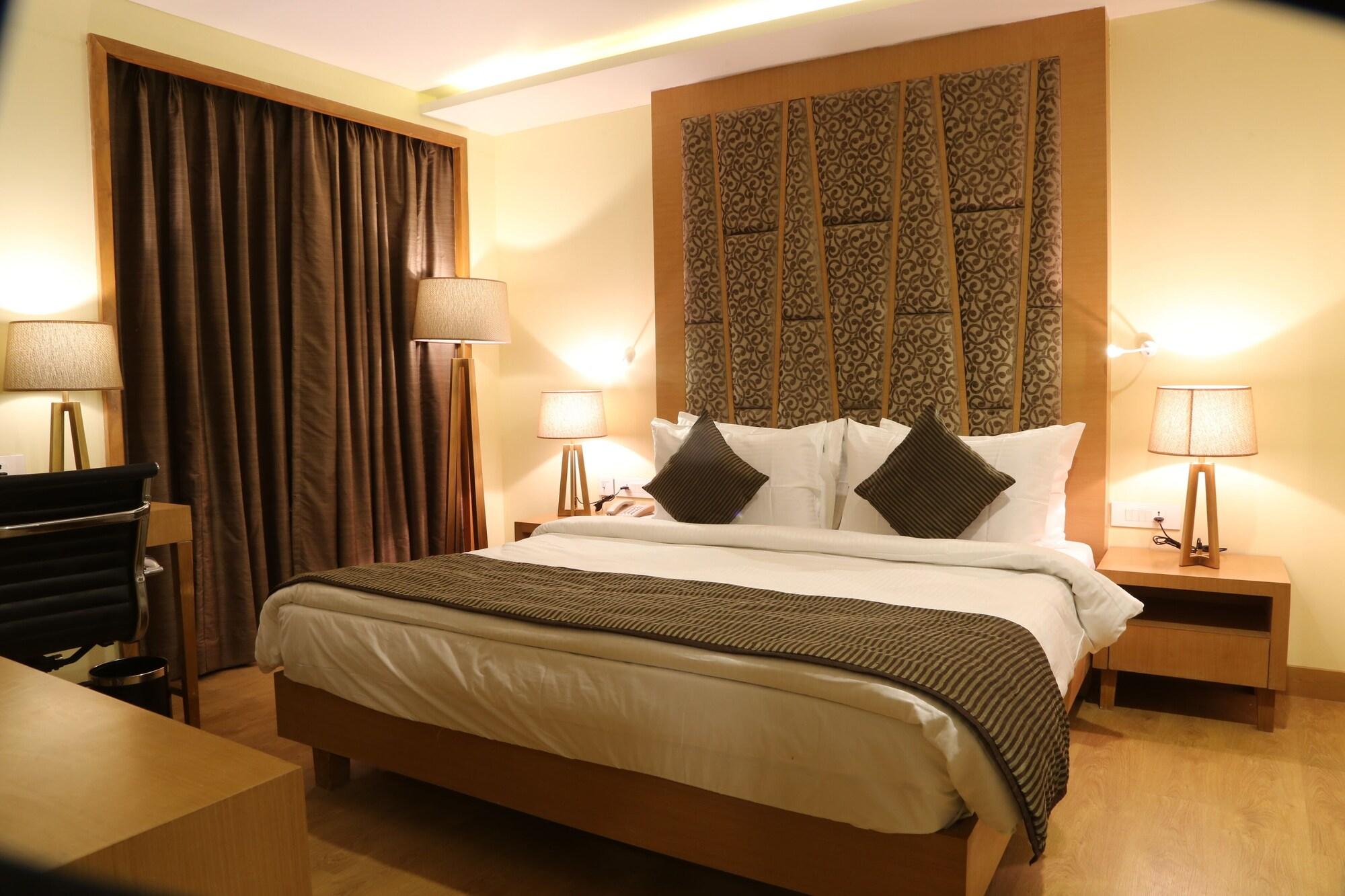 The Fern Residency Mundra Hotel Buitenkant foto