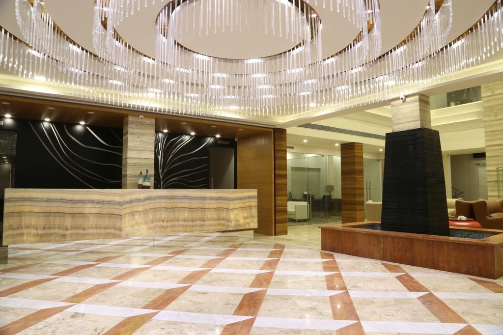 The Fern Residency Mundra Hotel Buitenkant foto